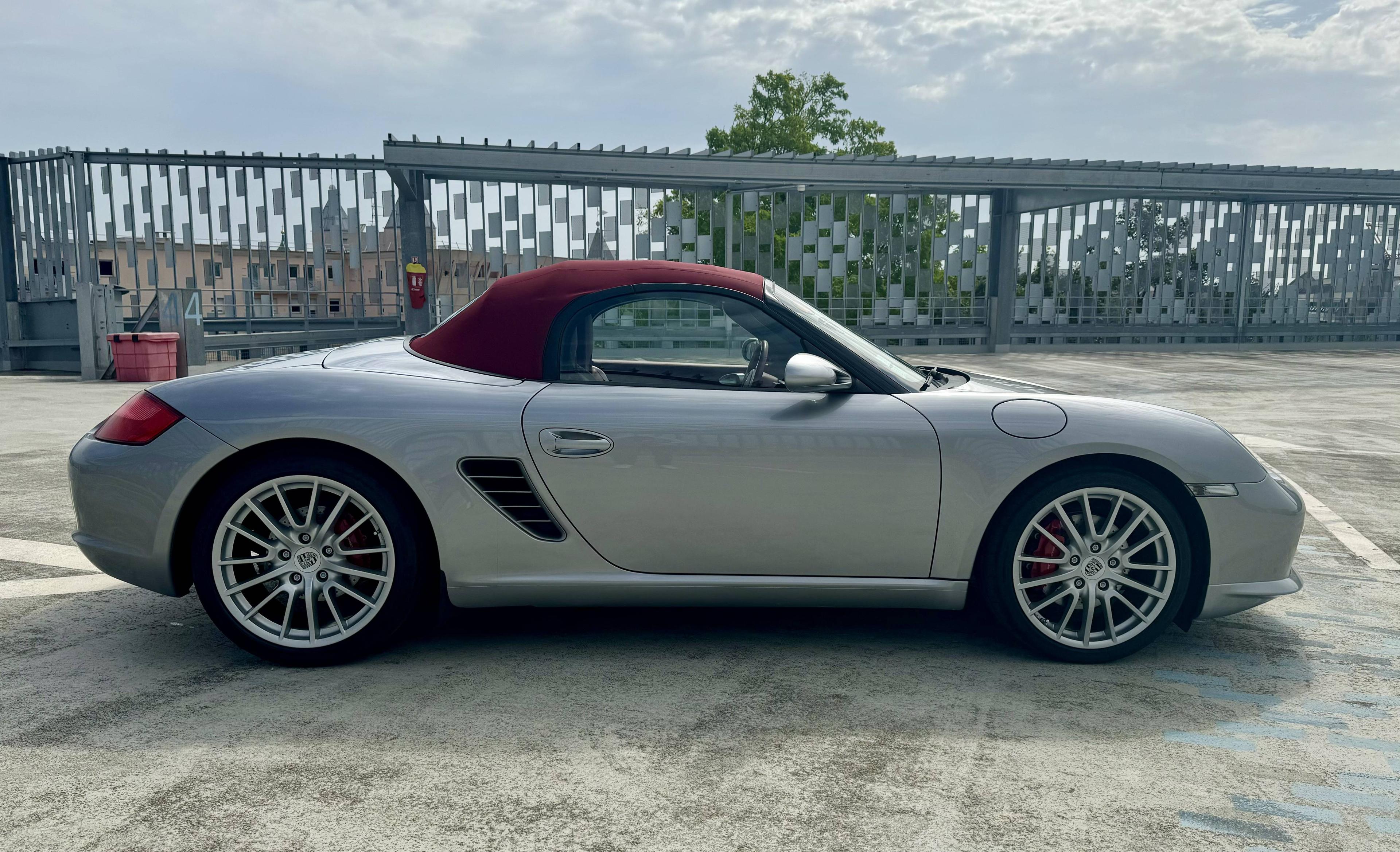 PORSCHE BOXSTER