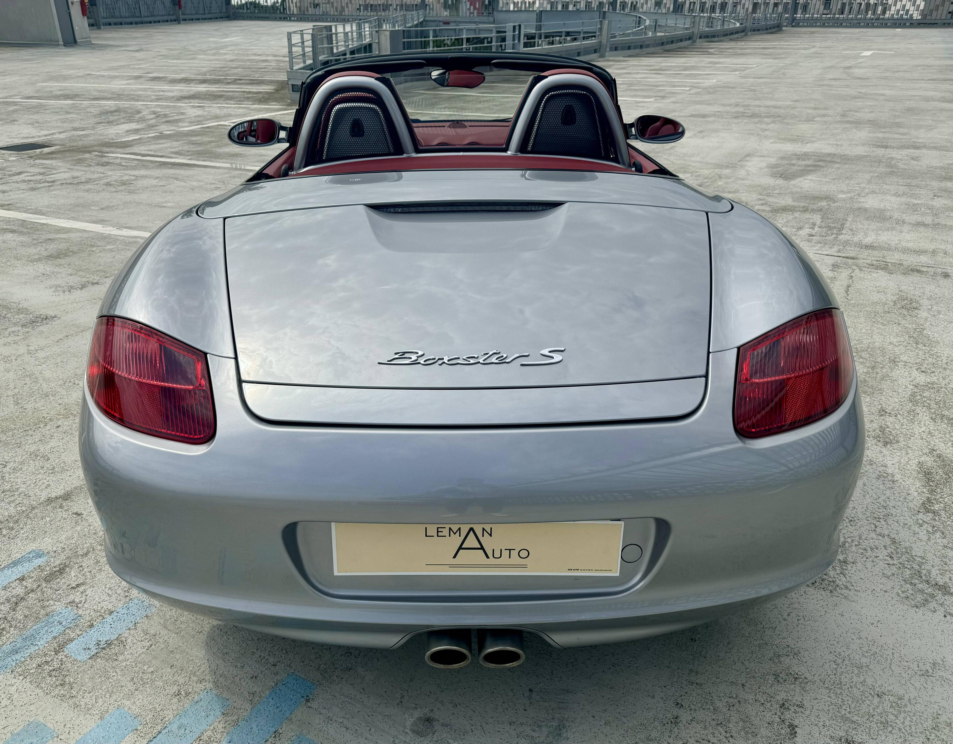 PORSCHE BOXSTER