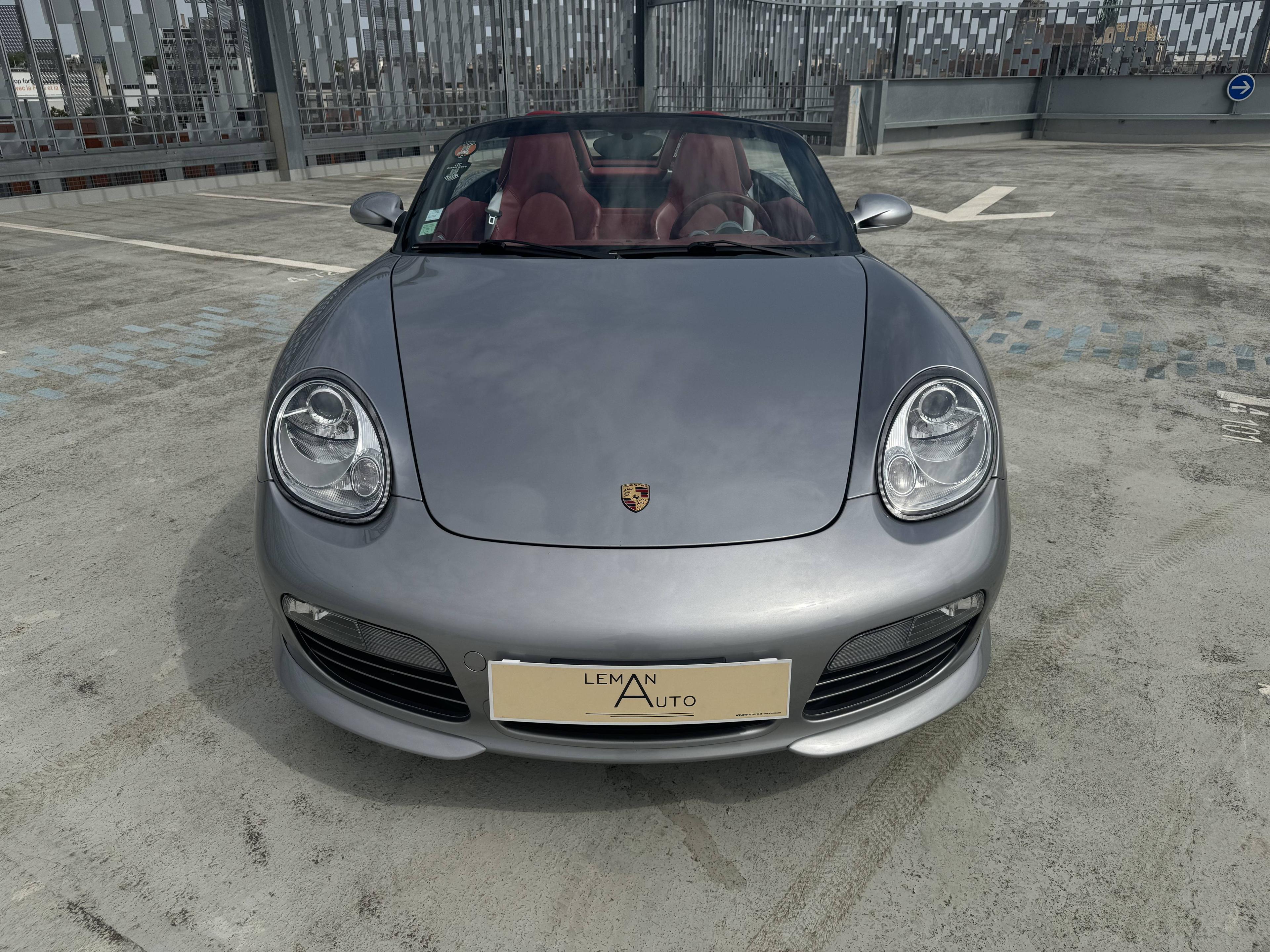 PORSCHE BOXSTER
