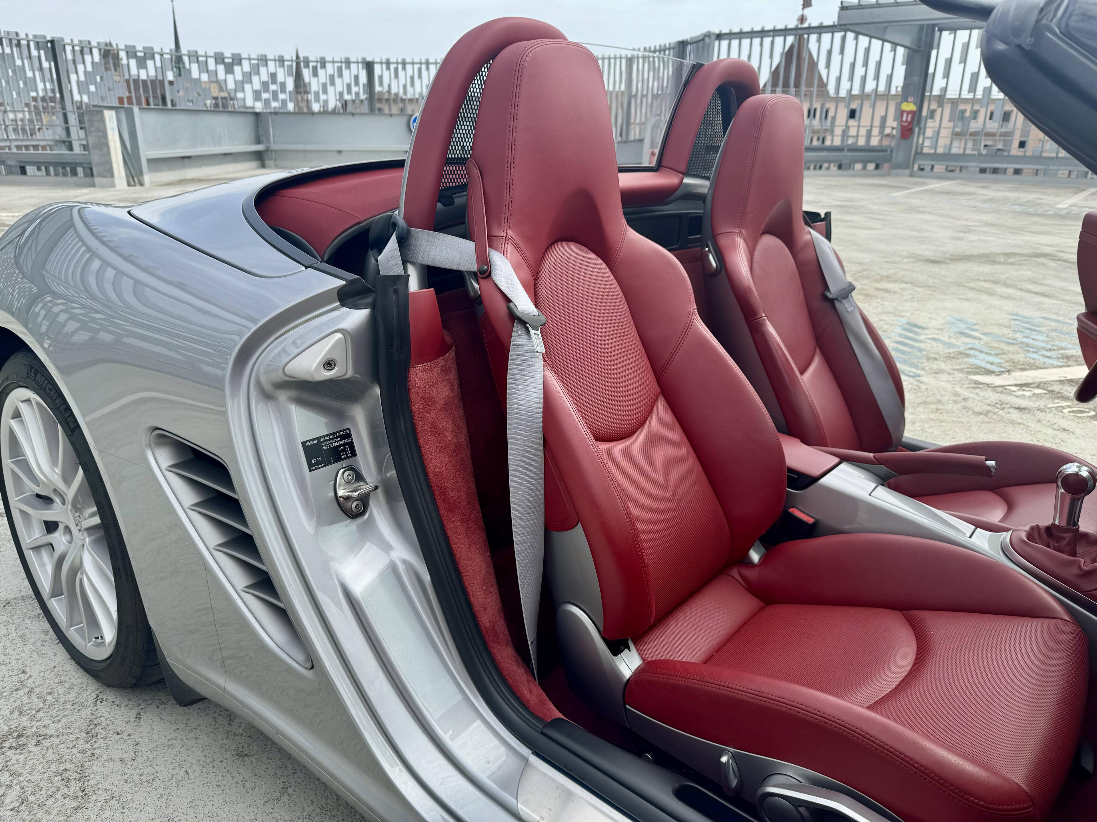 PORSCHE BOXSTER