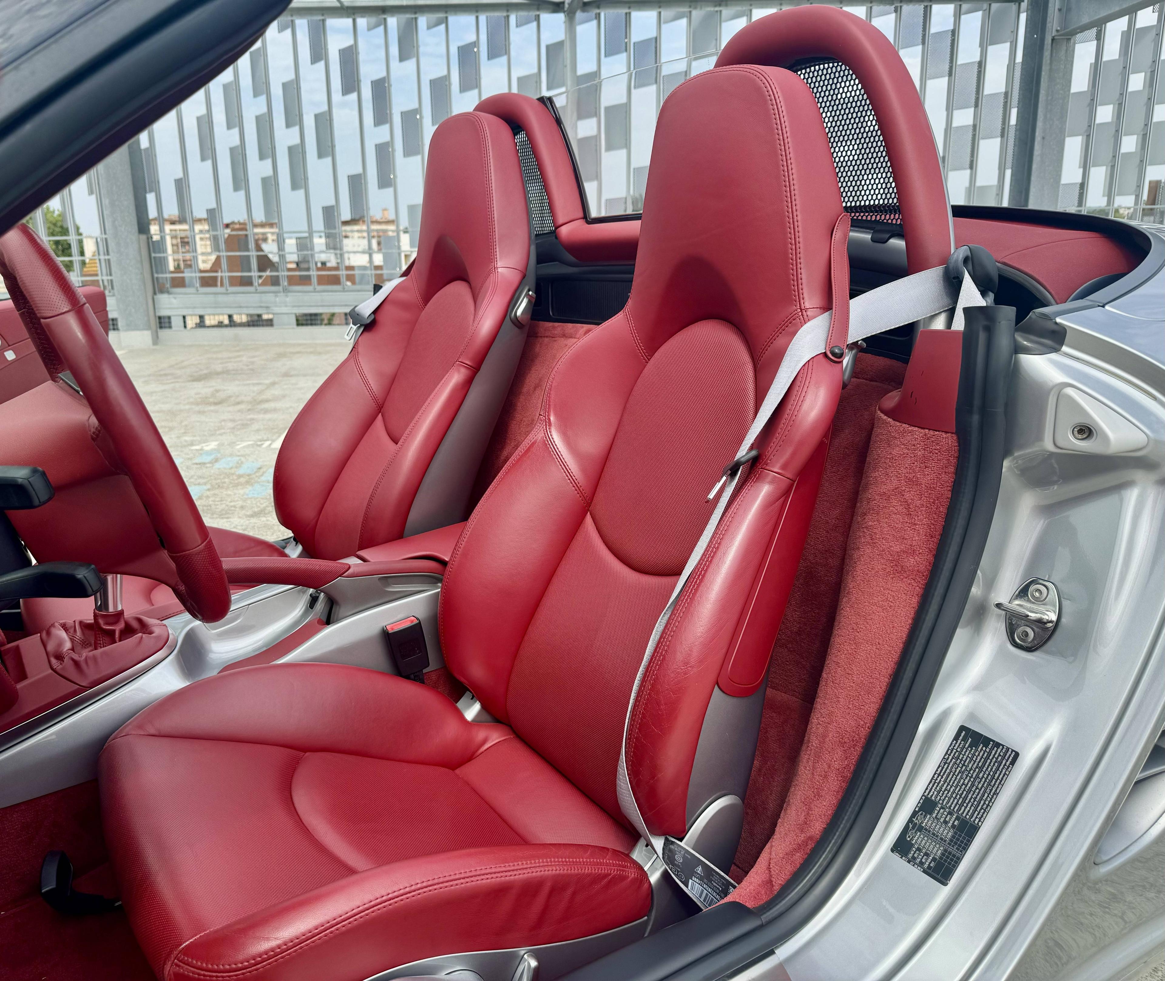 PORSCHE BOXSTER