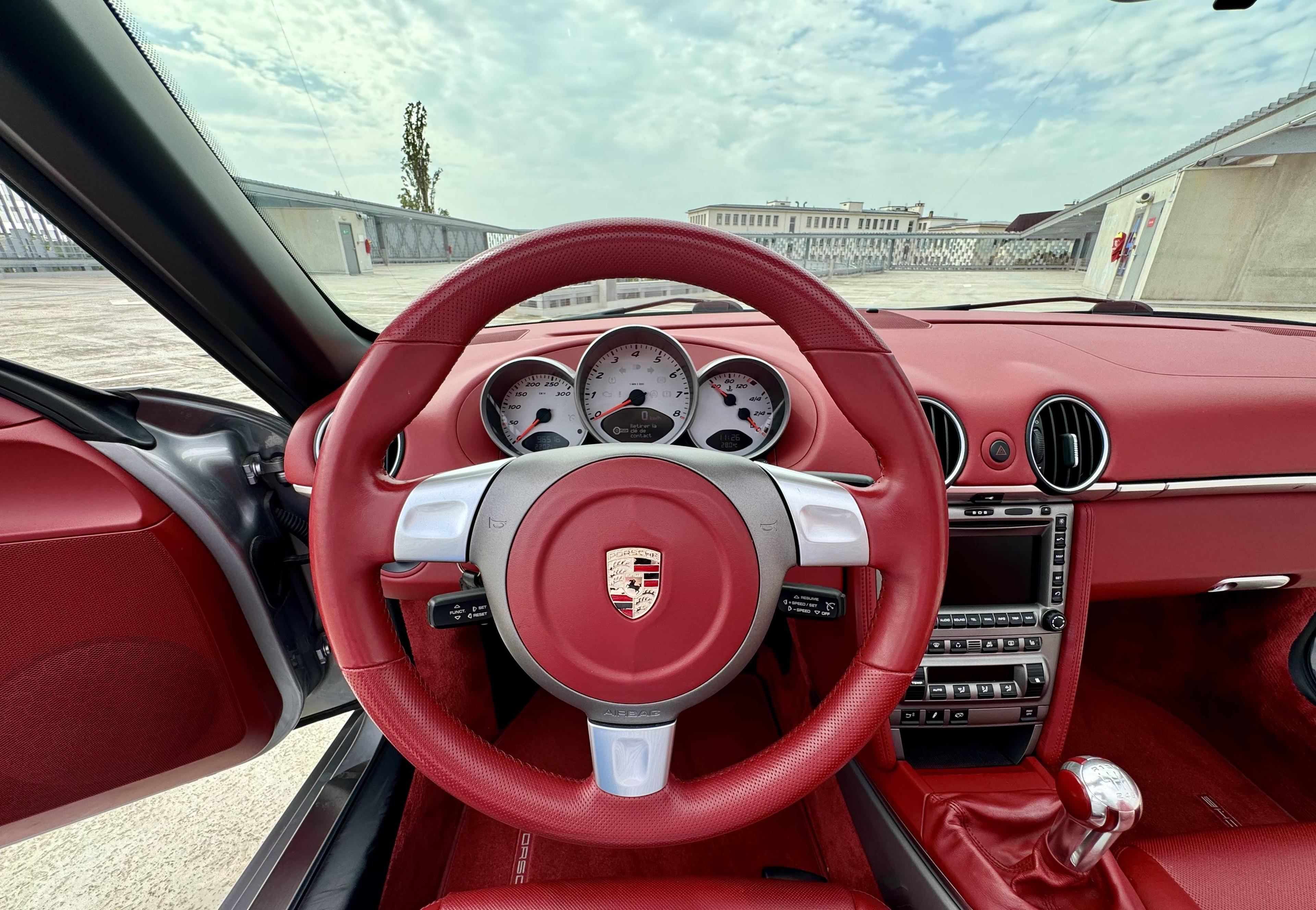 PORSCHE BOXSTER