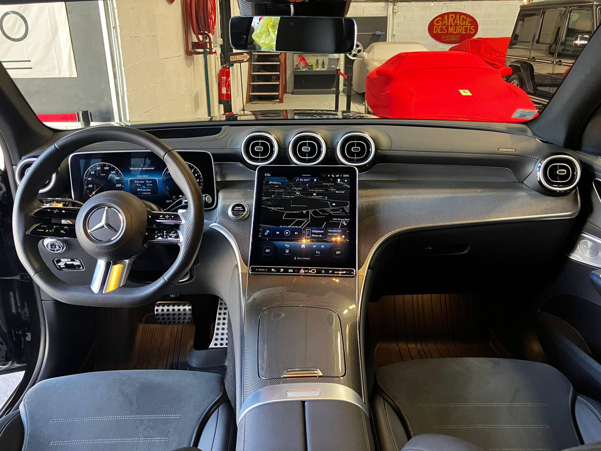 MERCEDES-BENZ GLC