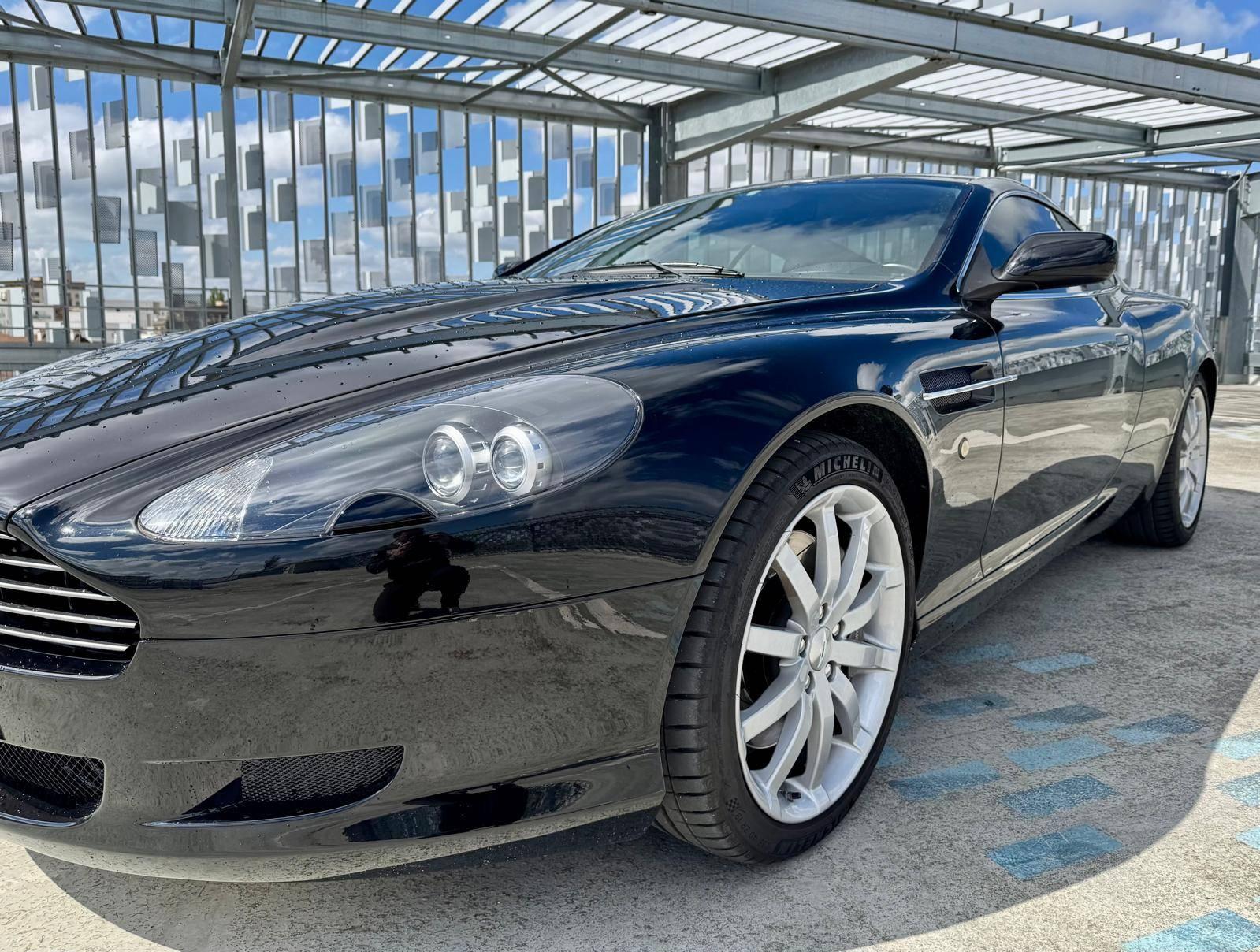 ASTON-MARTIN DB9