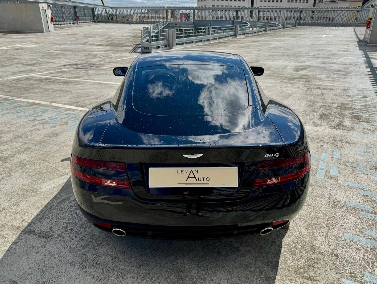 ASTON-MARTIN DB9